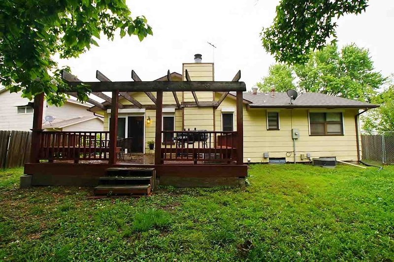 1121 S Linden, Wichita, KS 67207