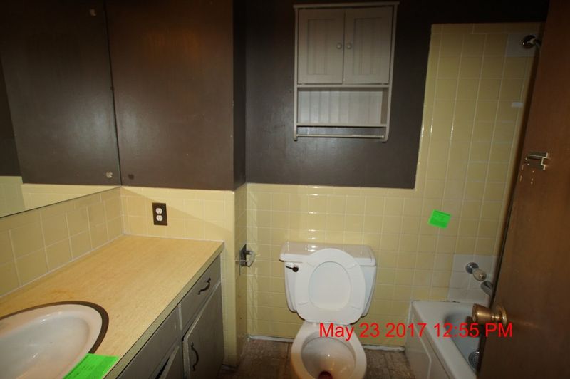 906 E Kay St, Derby, KS 67037