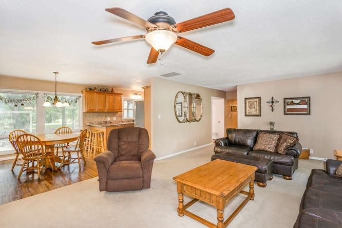 10200 E 119th St S, Mulvane, KS 67110