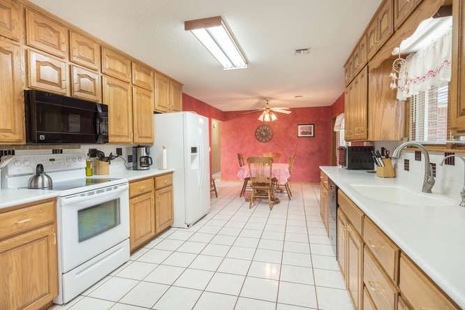 2851 NE 160th Ave, Cheney, KS 67025