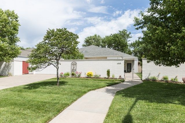 12418 E Killarney, Wichita, KS 67206