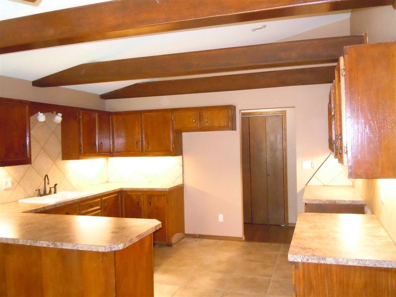11 E Langton Dr, Goddard, KS 67052