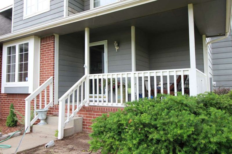 7020 S Huckleberry Dr, Derby, KS 67037