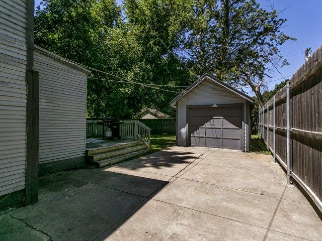 821 N Nims, Wichita, KS 67203