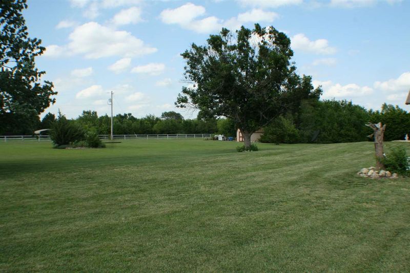 7256 SW Saddle Rd, Augusta, KS 67010