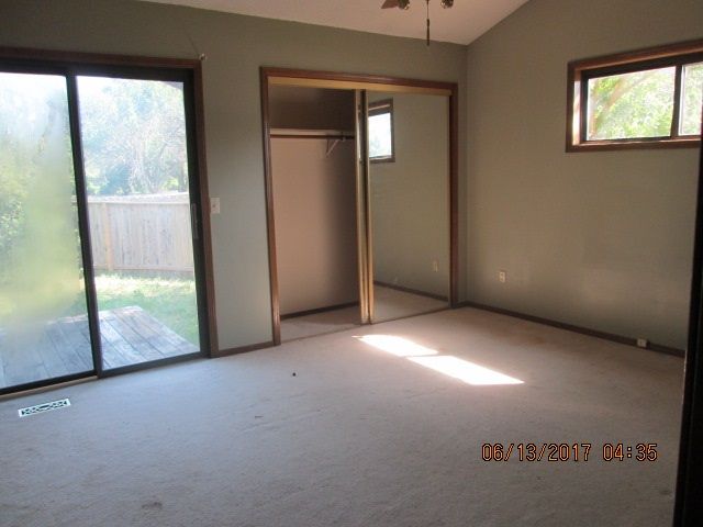 6705 E 40th N, Wichita, KS 67226-2406