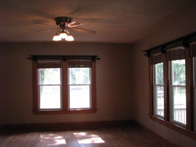 901 E 8th Ave, Winfield, KS 67156