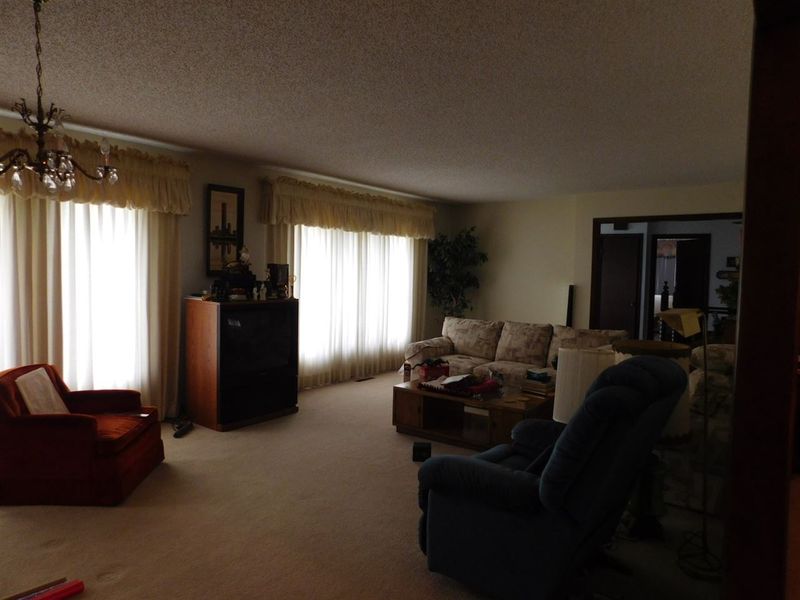 9299 SW Lois Rd, Andover, KS 67002