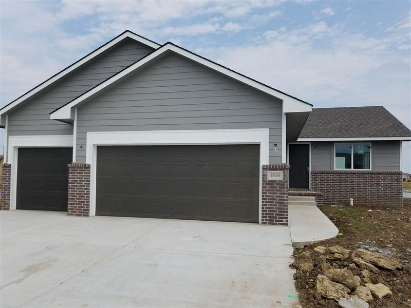 1810 E Aster, Andover, KS 67002