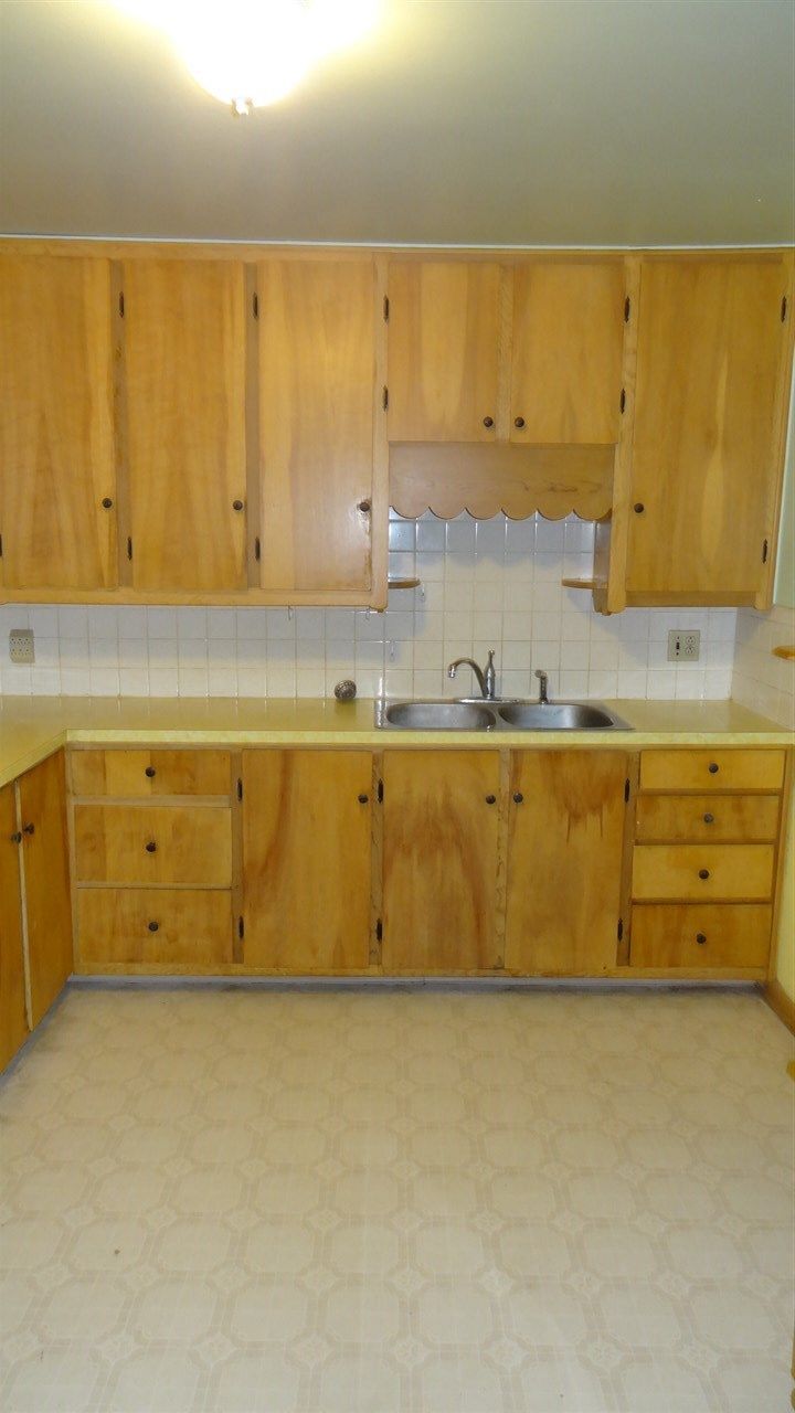 615 SE 4th, Newton, KS 67114