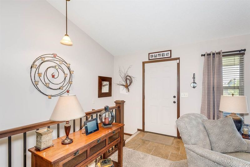 1506 E Splitwood Way, Derby, KS 67037