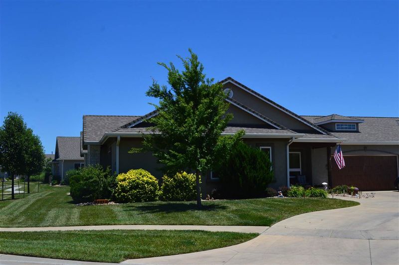 1306 N Hamilton Dr Unit A, Derby, KS 67037