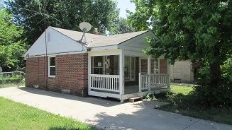 1826 Windsor Rd, Wichita, KS 67218