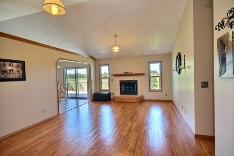 1255 E 101st St N, Valley Center, KS 67147