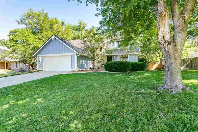 1318 E Pinion Rd, Derby, KS 67037-2155