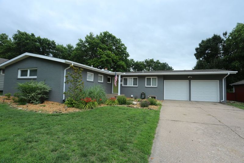 5919 E 10th St N, Wichita, KS 67208