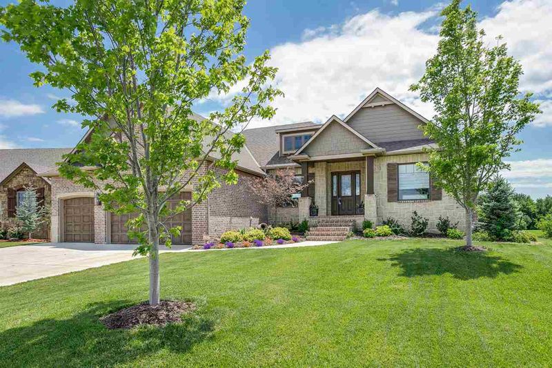 1602 N Lakeside Ct, Andover, KS 67002