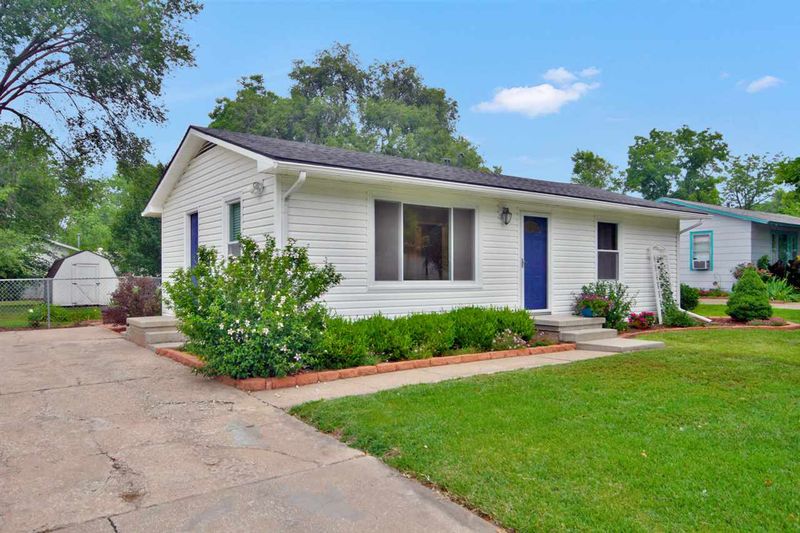 1800 E Gary St, Park City, KS 67219