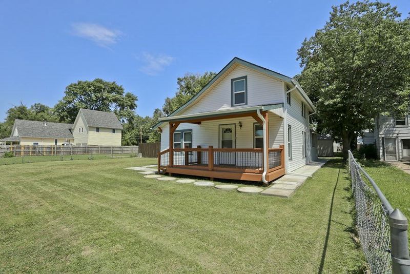 830 W Munnell Ave, Wichita, KS 67213