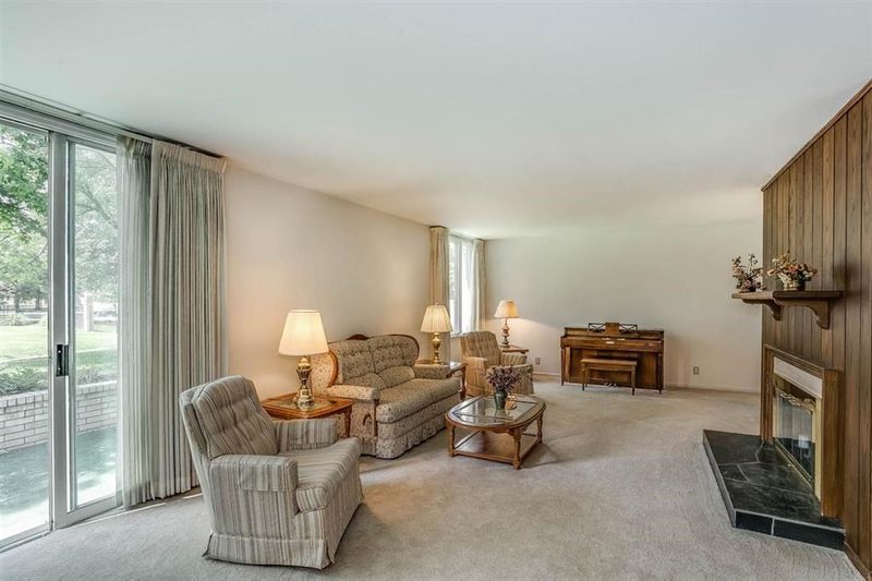7077 E Central Ave 23, Wichita, KS 67206