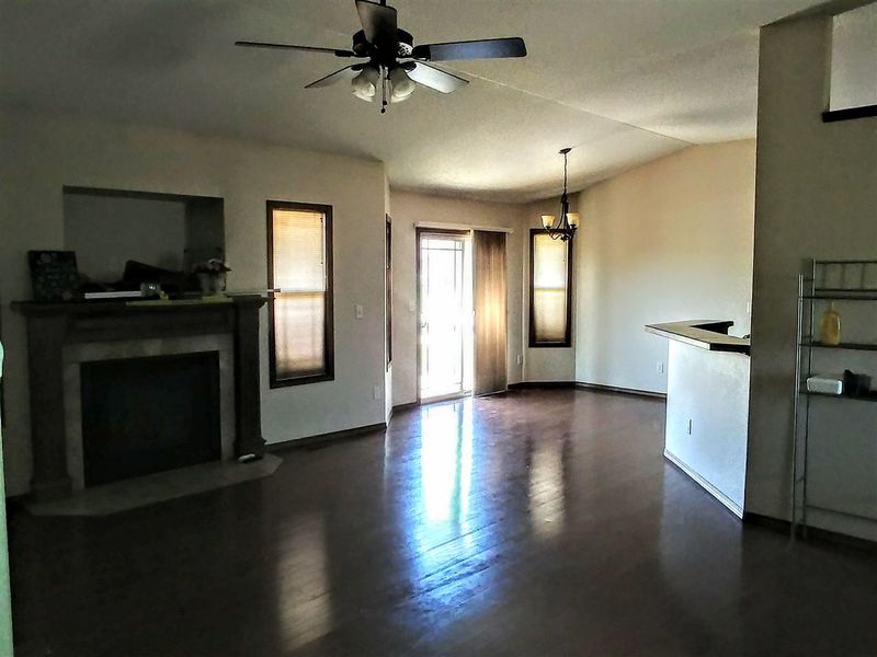 749 S Reflection Lake, Andover, KS 67002