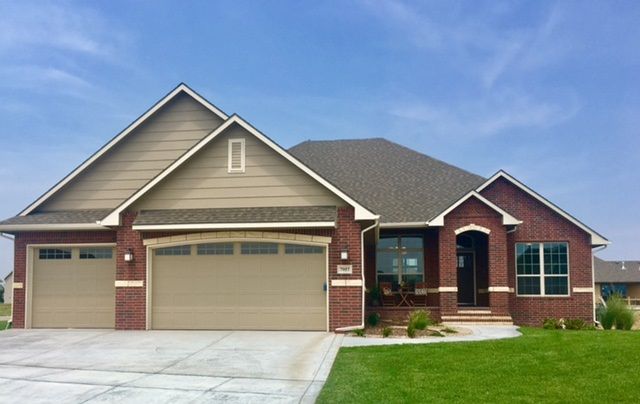 7957 E Caribou Pl, Bel Aire, KS 67226