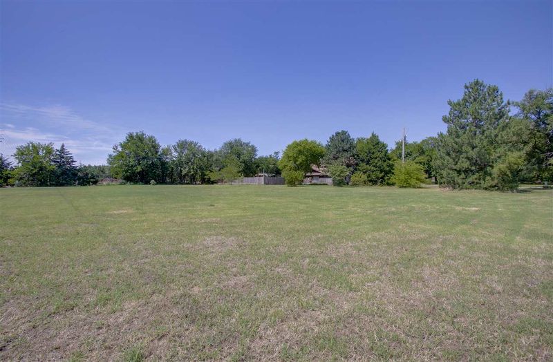 7301 W 53rd St N, Maize, KS 67101-9180