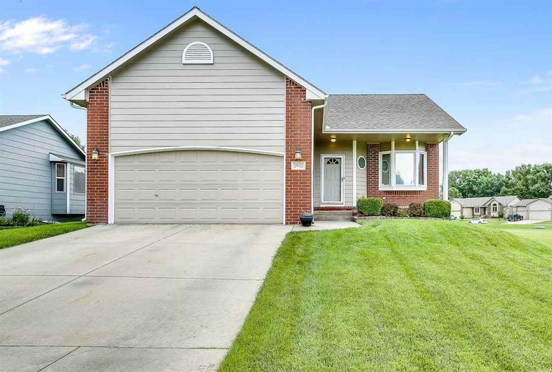 2902 N Keith Ct, Wichita, KS 67205