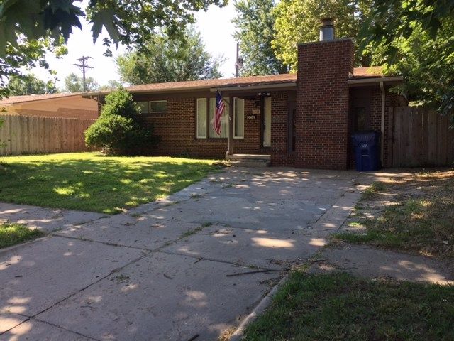 1235 E 31, Wichita, KS 67216