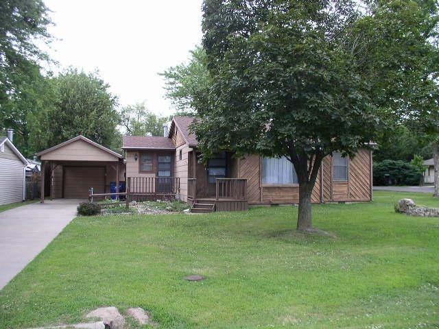 720 E High, Towanda, KS 67144