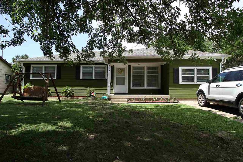 3517 S Walnut St, Wichita, KS 67217