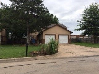 1230 S Doreen, Wichita, KS 67207