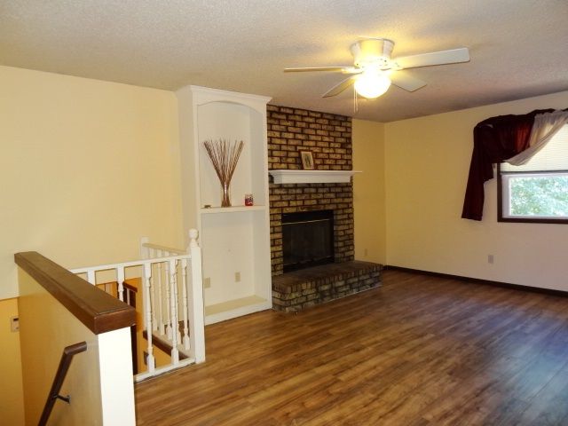 8514 E Marion St, Wichita, KS 67210