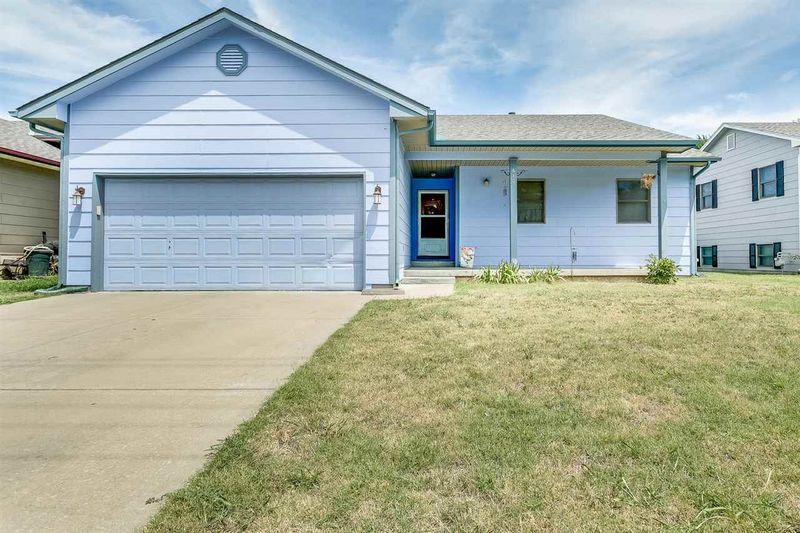 610 W 5th, Valley Center, KS 67147