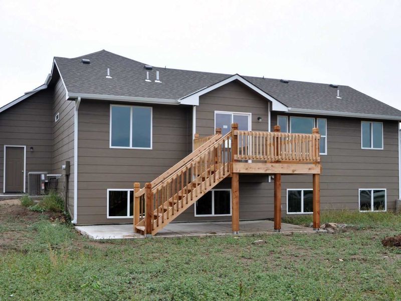 2005 E Teak Ct, Andover, KS 67002