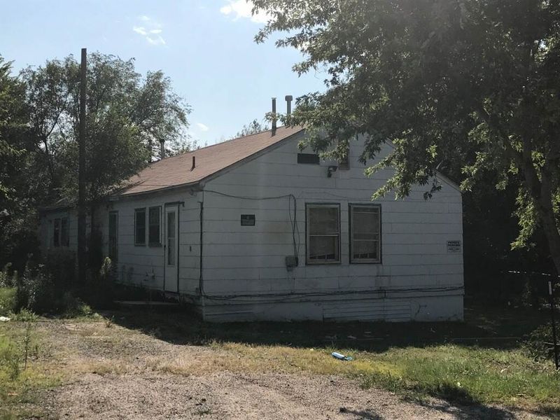 2889 S Davidson, Wichita, KS 67210