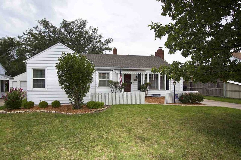 451 N Pinecrest, Wichita, KS 67208