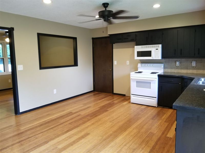 301 S Brookwood, Derby, KS 67037