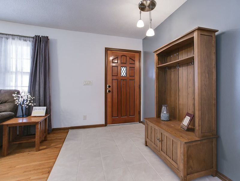 511 E 4th, Goddard, KS 67052