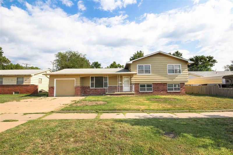 1208 E Galena, Wichita, KS 67216