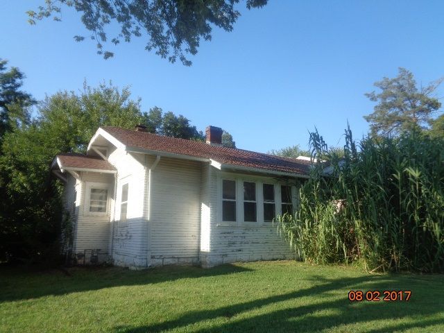 4016 E Central, Wichita, KS 67208