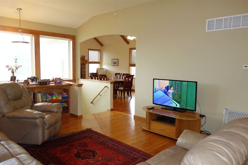 808 W Putter Ct, Andover, KS 67002