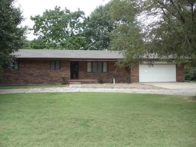 1921 N Shelley Rd, Wichita, KS 67235