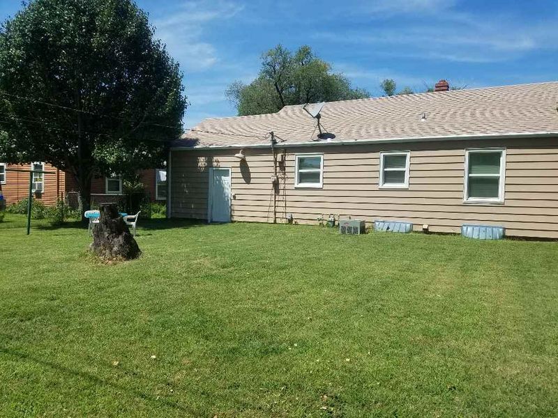2409 E Menlo, Wichita, KS 67211