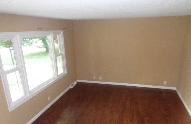 1300 N Georgie, Derby, KS 67037