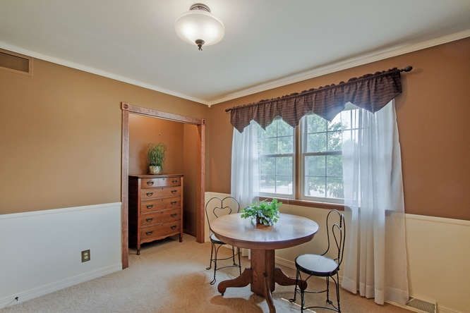 519 N Angle, Andover, KS 67002