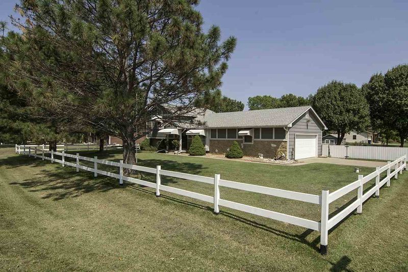 400 N Ellson, Wichita, KS 67206