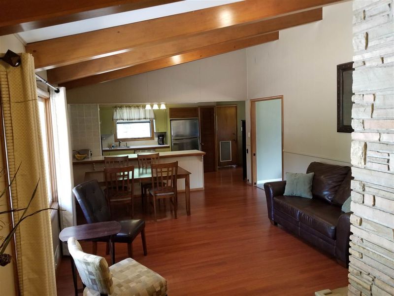 8232 E Morningside St, Wichita, KS 67207