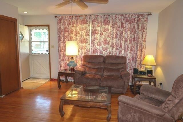 545 S Spring Creek, Derby, KS 67037