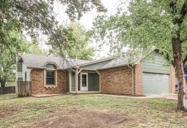 122 W Jeanette, Mulvane, KS 67110